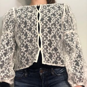 WHITE STAR LACE BLOUSE